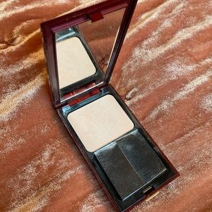Kevyn Aucoin Celestial Powder Highlighter